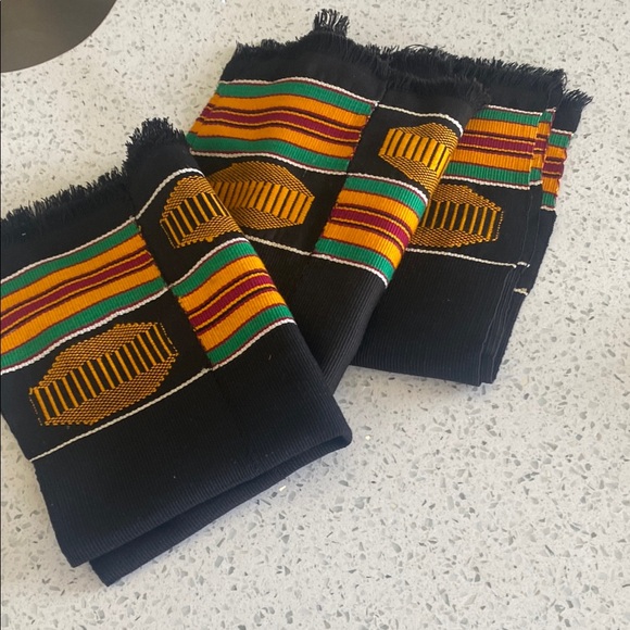 Colorful Woven Textile with Geometric Patterns - Picture 2 of 2